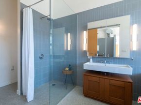 4080 Glencoe Avenue 220, Marina Del Rey CA 90292
