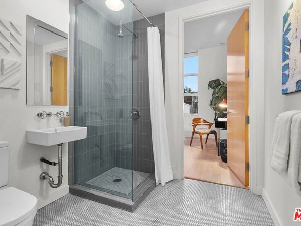 4080 Glencoe Avenue 220, Marina Del Rey CA 90292