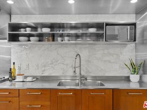 4080 Glencoe Avenue 220, Marina Del Rey CA 90292