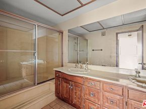 880 W 1st St 304, Los Angeles CA 90012