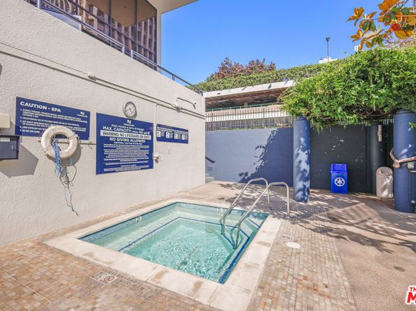 880 W 1st St 304, Los Angeles CA 90012