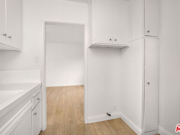 632 W Hillsdale Street, Inglewood CA 90302