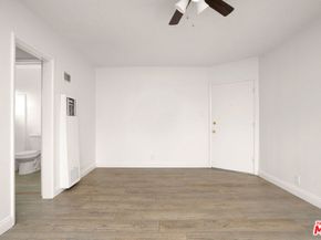 632 W Hillsdale Street, Inglewood CA 90302