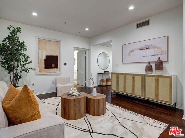 6020 S Seabluff Drive 122, Playa Vista CA 90094