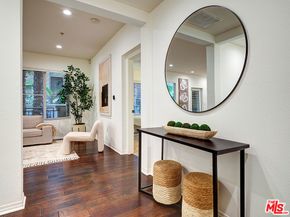 6020 S Seabluff Drive 122, Playa Vista CA 90094