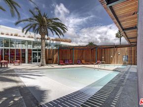 6020 S Seabluff Drive 122, Playa Vista CA 90094