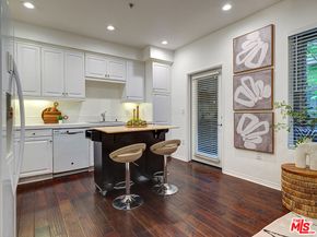 6020 S Seabluff Drive 122, Playa Vista CA 90094