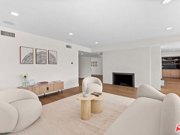 4204 Olympiad Drive, View Park CA 90043
