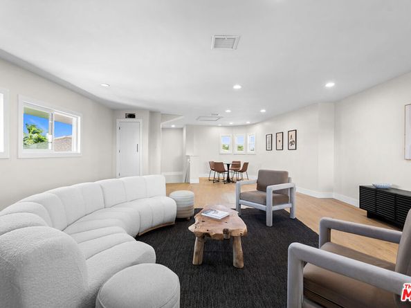 4204 Olympiad Drive, View Park CA 90043