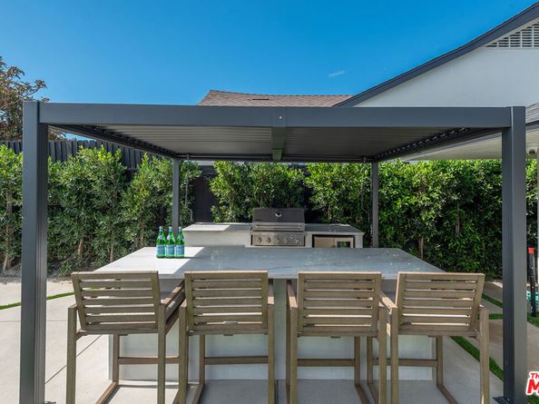 4204 Olympiad Drive, View Park CA 90043