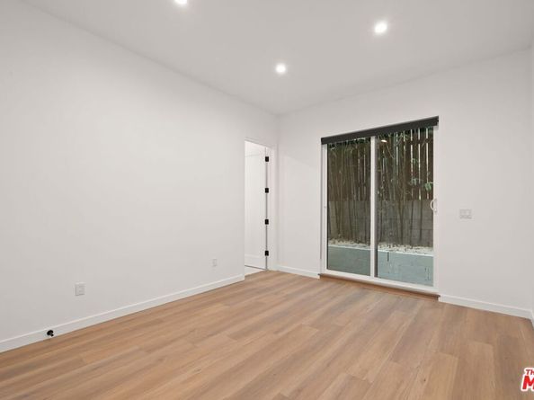 257 S Park View Street, Los Angeles CA 90057