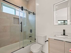 257 S Park View Street, Los Angeles CA 90057