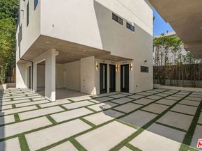 257 S Park View Street, Los Angeles CA 90057