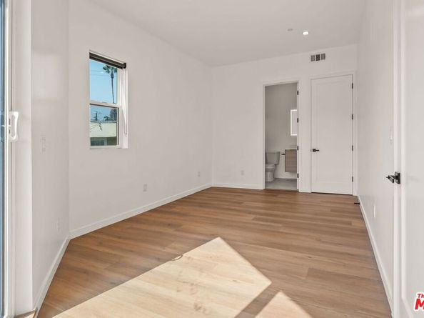 257 S Park View Street, Los Angeles CA 90057