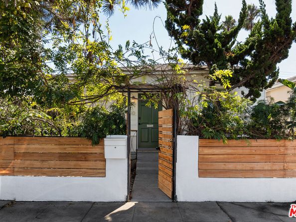 510 Venice Way, Venice CA 90291