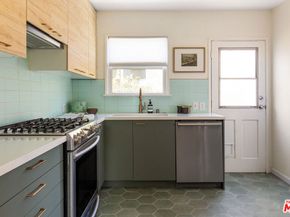 510 Venice Way, Venice CA 90291