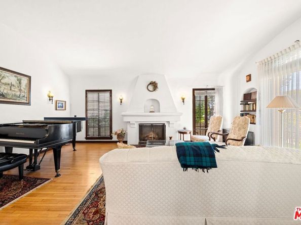 2030 Pelham Avenue, Los Angeles CA 90025