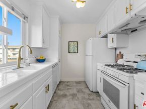 10980 Palms Boulevard 5, Los Angeles CA 90034