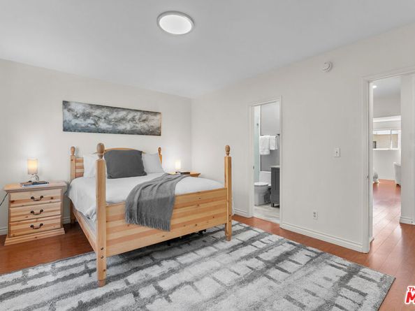 10980 Palms Boulevard 5, Los Angeles CA 90034