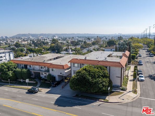 10980 Palms Boulevard 5, Los Angeles CA 90034