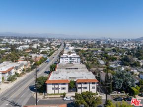 10980 Palms Boulevard 5, Los Angeles CA 90034