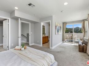 11851 Laurelwood Drive 102, Studio City CA 91604