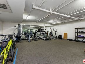 11851 Laurelwood Drive 102, Studio City CA 91604