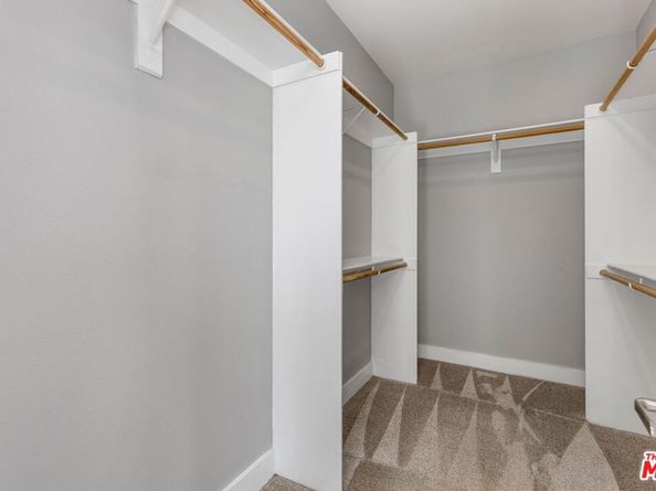 11851 Laurelwood Drive 102, Studio City CA 91604