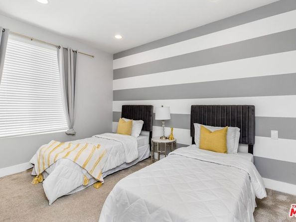 11851 Laurelwood Drive 102, Studio City CA 91604