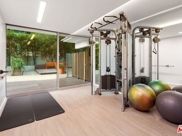 535 OCEAN Avenue 1C, Santa Monica CA 90402