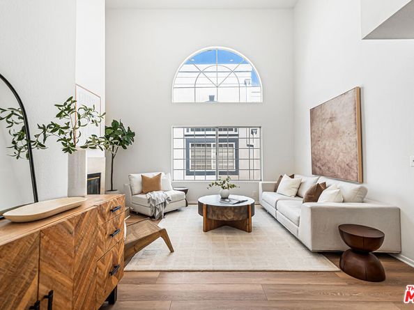 3949 Bentley Avenue 8, Culver City CA 90232