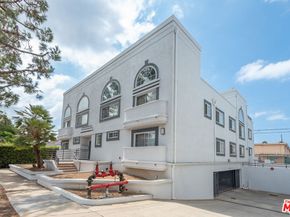 3949 Bentley Avenue 8, Culver City CA 90232