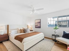 3949 Bentley Avenue 8, Culver City CA 90232