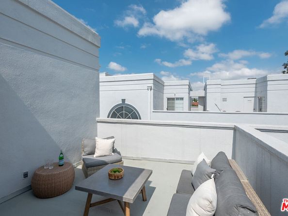 3949 Bentley Avenue 8, Culver City CA 90232