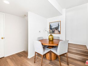 3949 Bentley Avenue 8, Culver City CA 90232