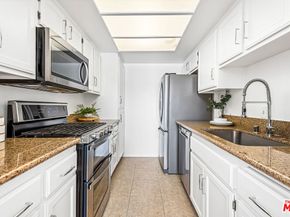 3949 Bentley Avenue 8, Culver City CA 90232