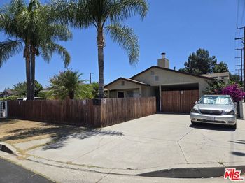 15758 Lemarsh Street