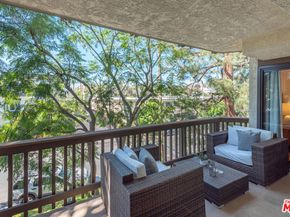 8600 Tuscany Avenue 301, Playa Del Rey CA 90293