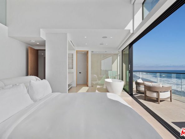 18954 Pacific Coast Highway, Malibu CA 90265