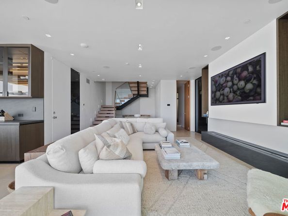 18954 Pacific Coast Highway, Malibu CA 90265