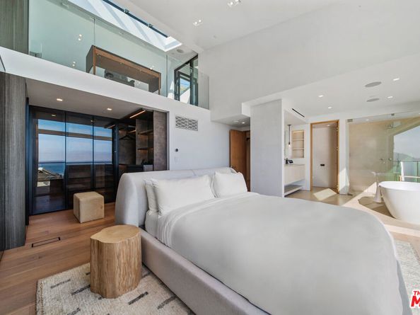 18954 Pacific Coast Highway, Malibu CA 90265