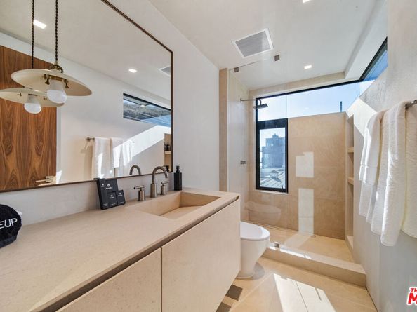 18954 Pacific Coast Highway, Malibu CA 90265