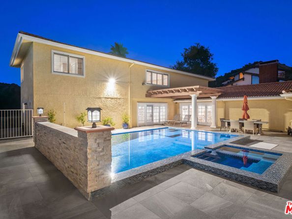 2315 N Hobart Boulevard, Los Angeles CA 90027