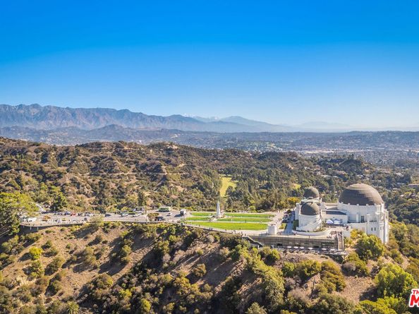 2315 N Hobart Boulevard, Los Angeles CA 90027