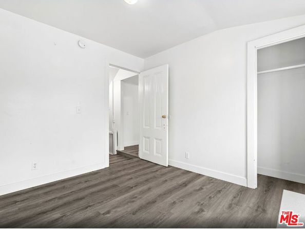 1220 W 25th Street, Los Angeles CA 90007