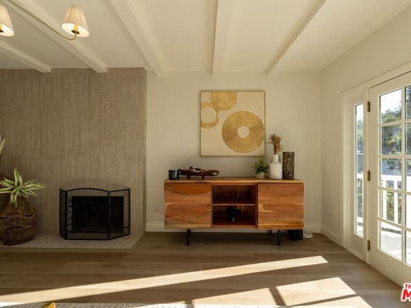 4305 Saltillo Street, Woodland Hills CA 91364