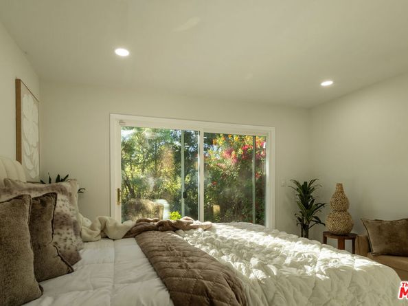 4305 Saltillo Street, Woodland Hills CA 91364