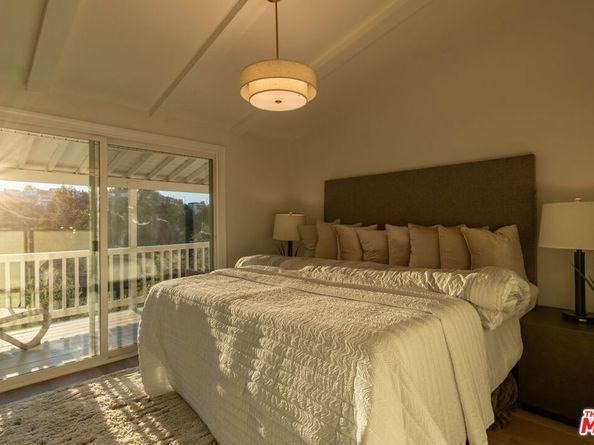 4305 Saltillo Street, Woodland Hills CA 91364