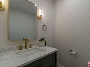4305 Saltillo Street, Woodland Hills CA 91364