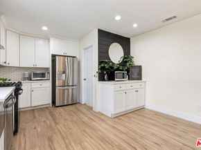 1618 Middleton Place, Los Angeles CA 90062